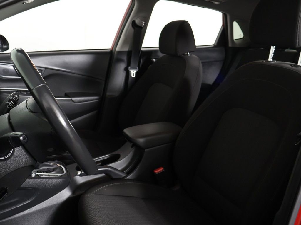 Used 2022 Hyundai Kona SEL w/ Convenience Package image 27