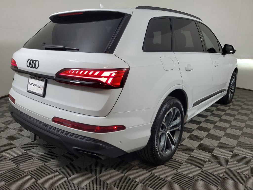Used 2025 Audi Q7 2.0T Premium Plus w/ Premium Plus Package AWD/4WD image 6