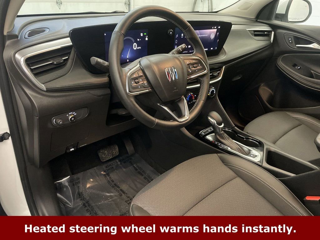 Used 2024 Buick Encore GX Preferred w/ Comfort Package image 4