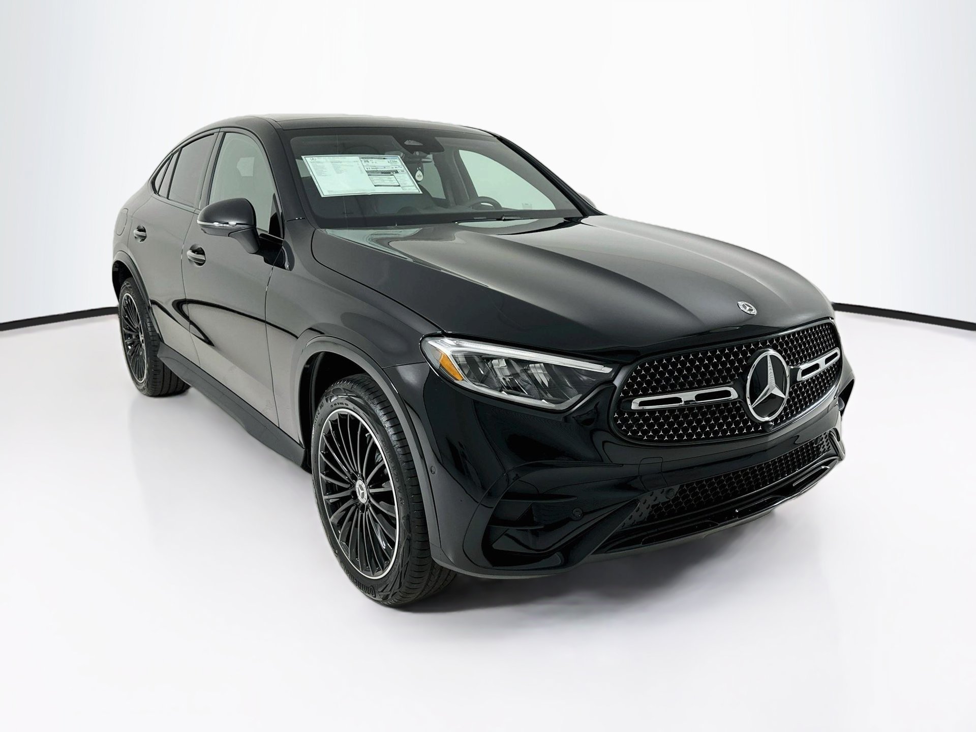 New 2027 Mercedes-Benz GLC 300 4MATIC image 1