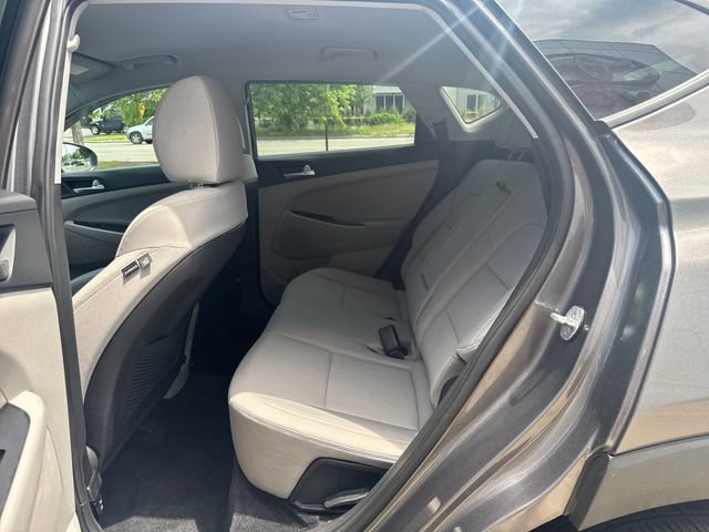 Used 2020 Hyundai Tucson SEL w/ Winter Weather Package AWD/4WD image 24