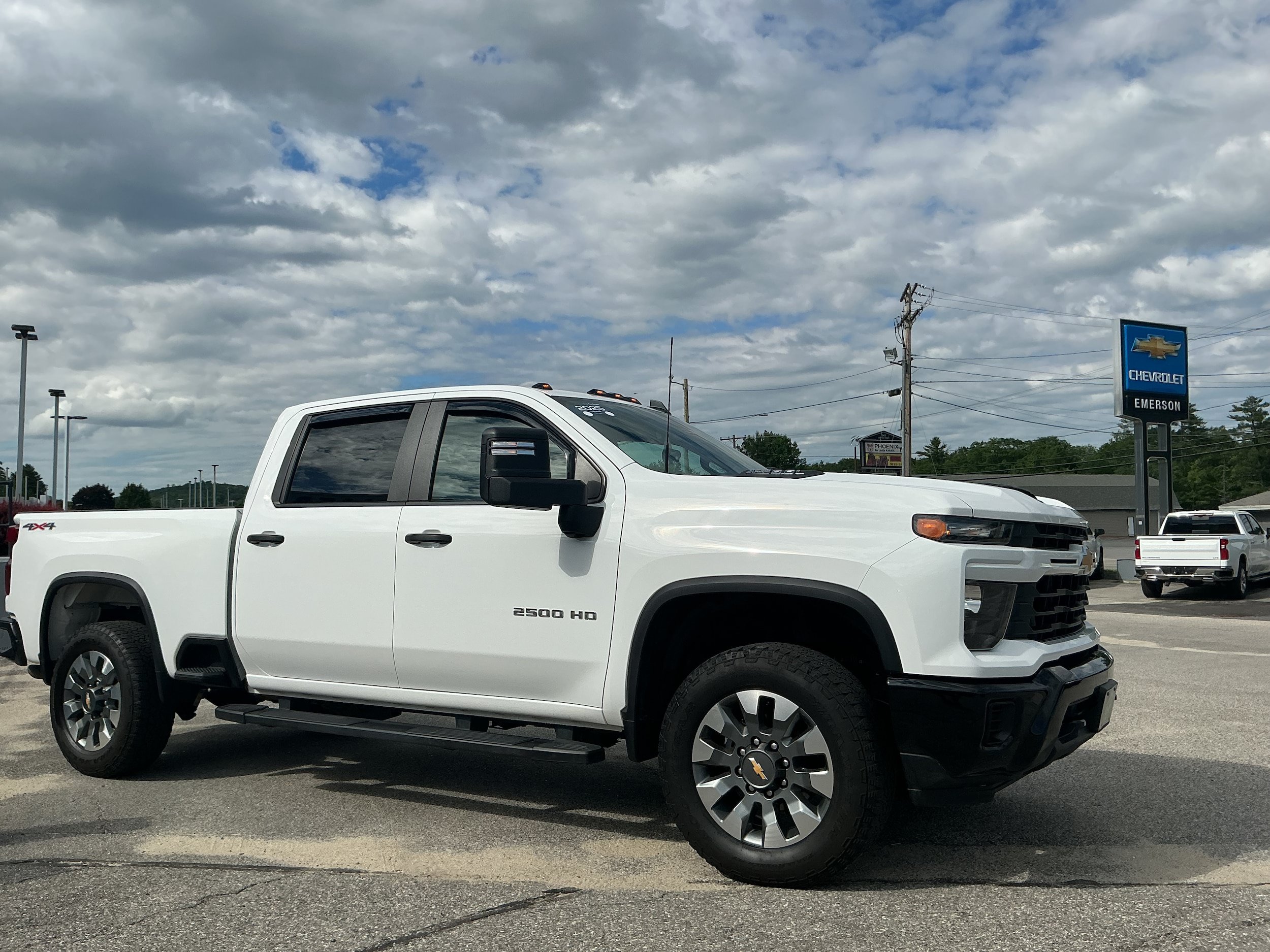 Certified 2025 Chevrolet Silverado 2500 Custom w/ Custom Convenience Package AWD/4WD image 2