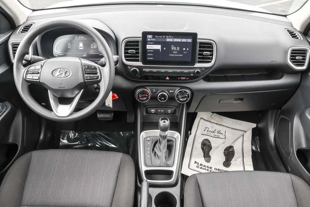 Used 2025 Hyundai Venue SE FWD image 28