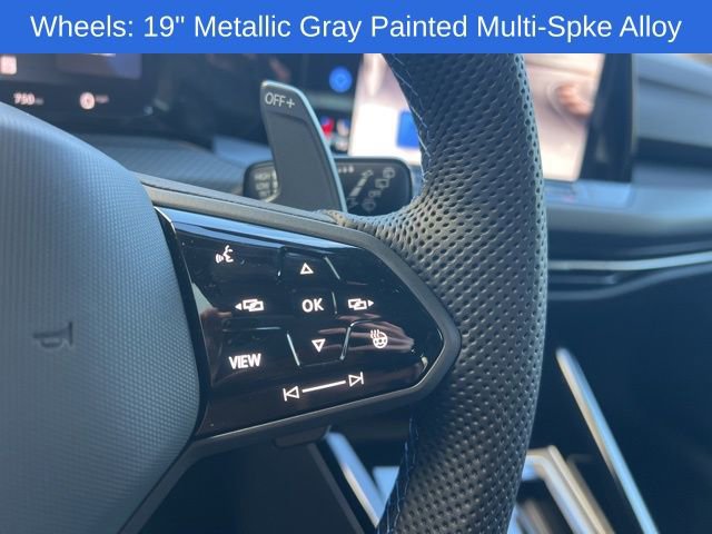 Certified 2024 Volkswagen Golf R image 20