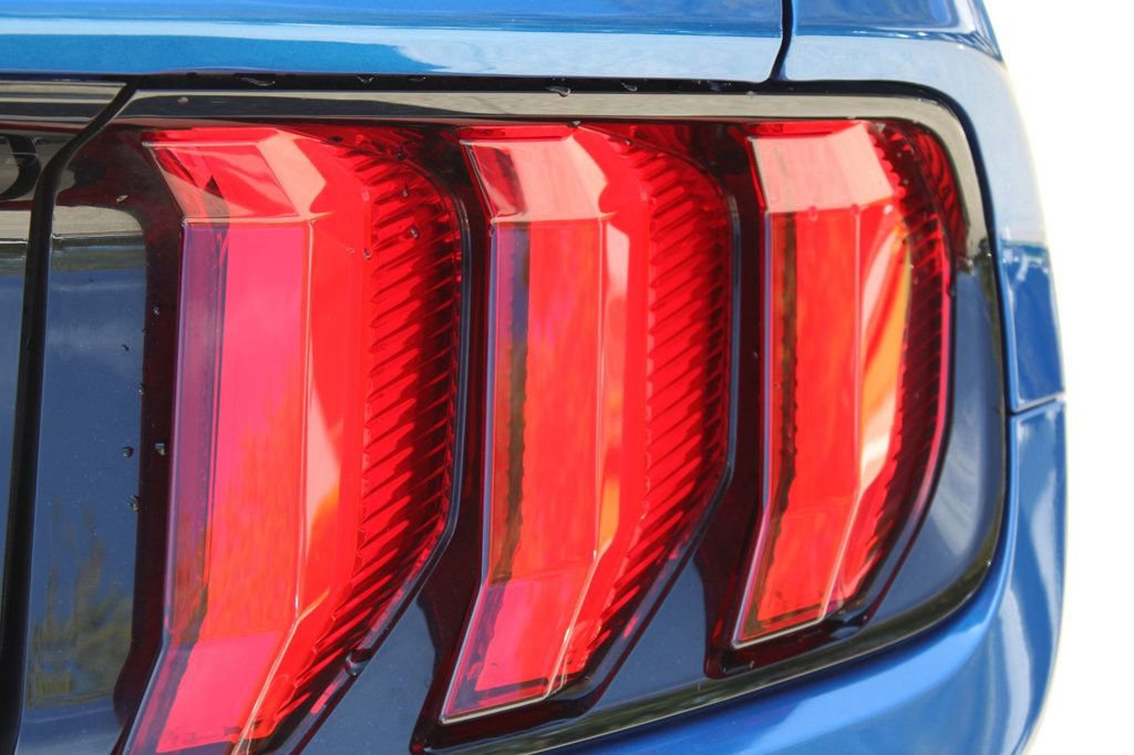 Used 2018 Ford Mustang Premium image 41