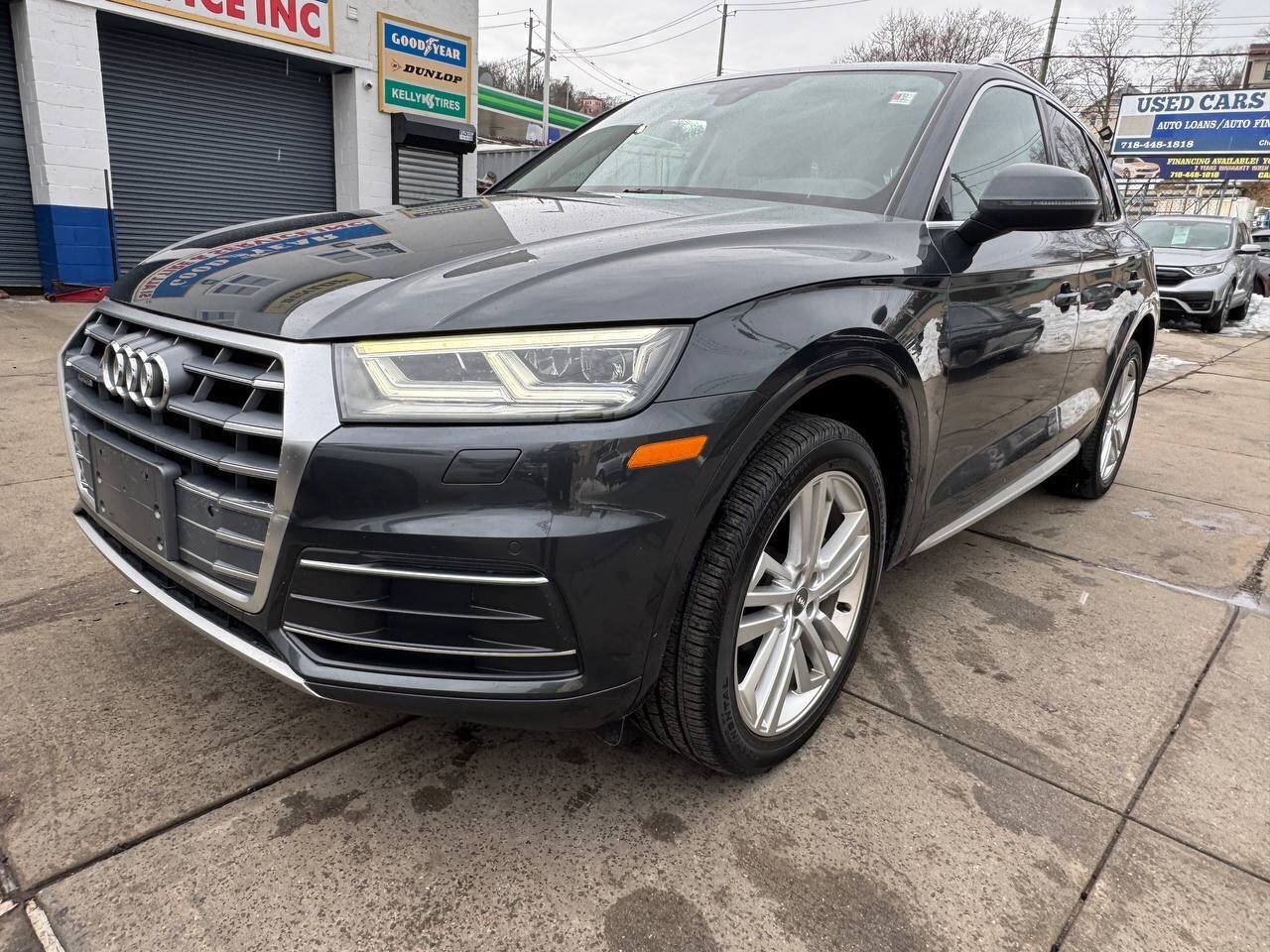 Used 2018 Audi Q5 2.0T Premium Plus w/ Premium Plus Package AWD/4WD image 1