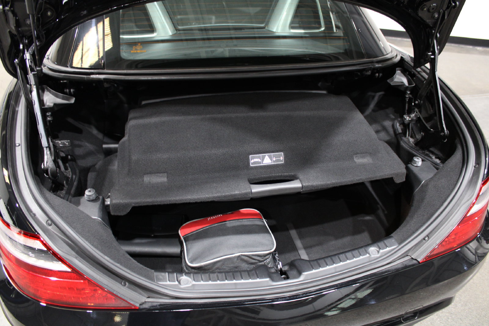 Used 2015 Mercedes-Benz SLK 250 image 17