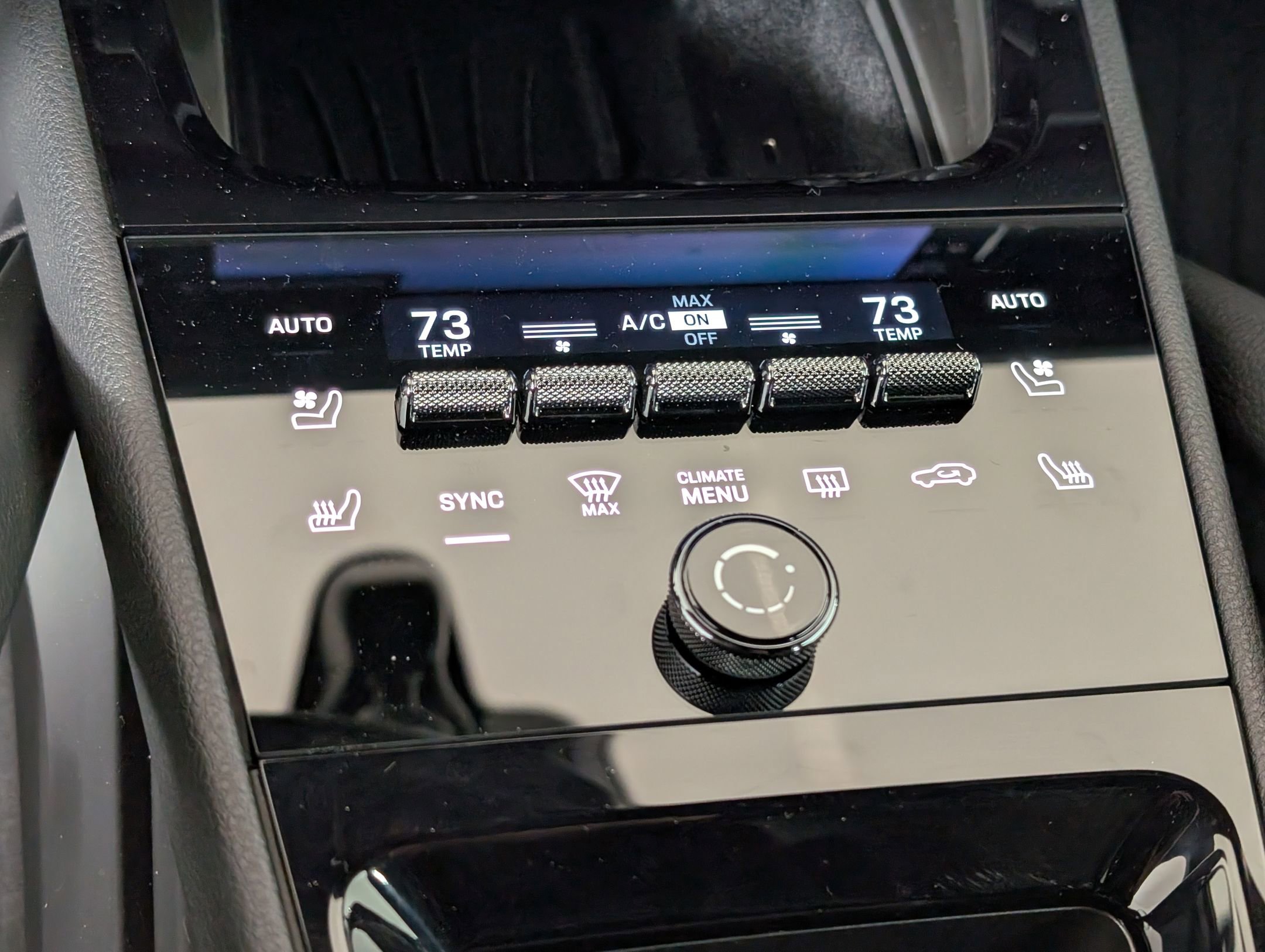 Used 2025 Porsche Cayenne image 29