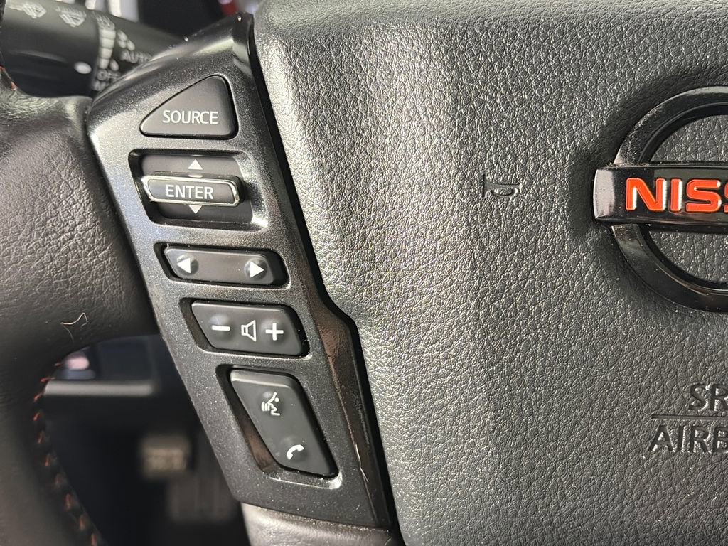 Used 2022 Nissan Titan PRO-4X w/ Pro-4x Convenience Package image 17
