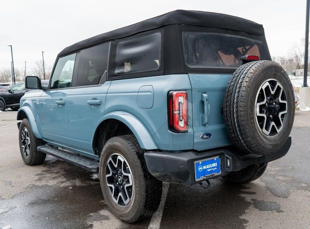 Used 2023 Ford Bronco Outer Banks image 8