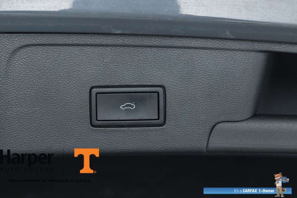 Used 2023 Volkswagen Atlas Cross Sport SEL image 30