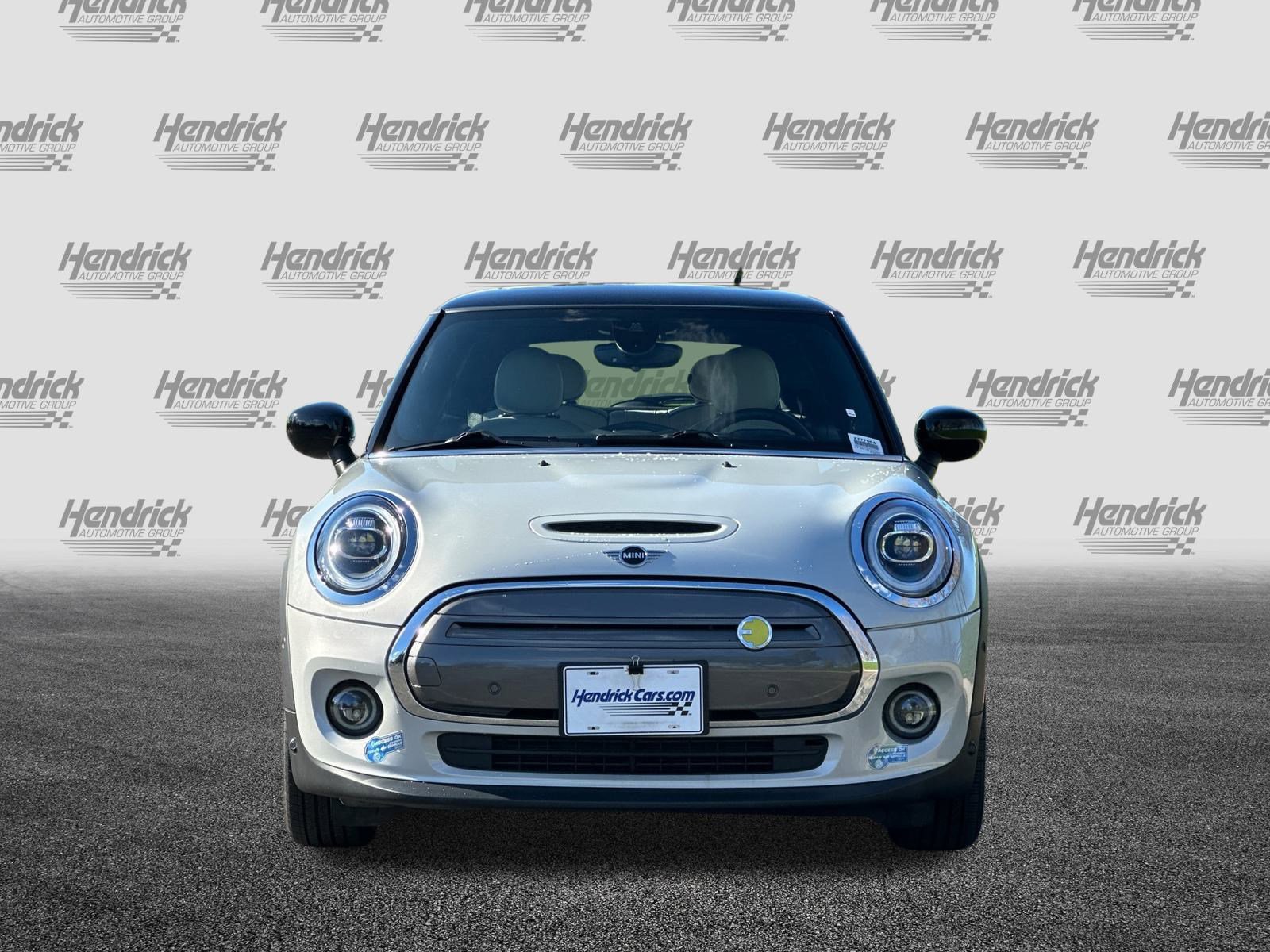 Used 2021 MINI Cooper SE w/ 8.8" Touchscreen Nav Package image 10