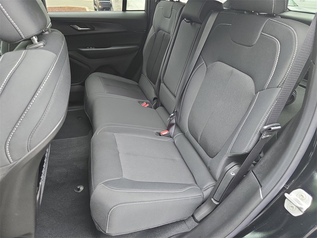 New 2025 Jeep Grand Cherokee Laredo w/ Luxury Tech Group I image 14