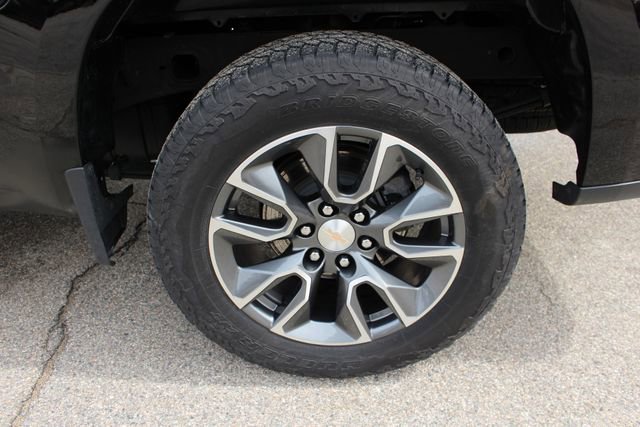 Used 2024 Chevrolet Silverado 1500 LT image 35