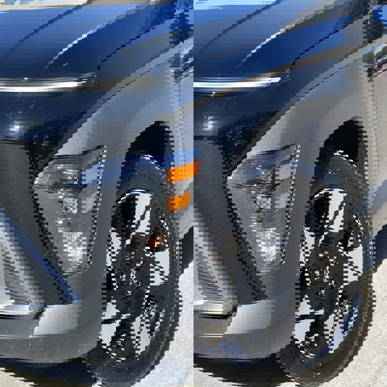 Used 2024 Hyundai Kona SEL image 8