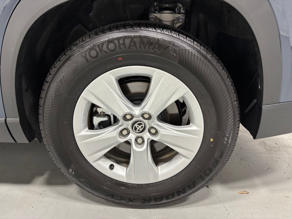 Used 2026 Toyota Grand Highlander AWD image 69
