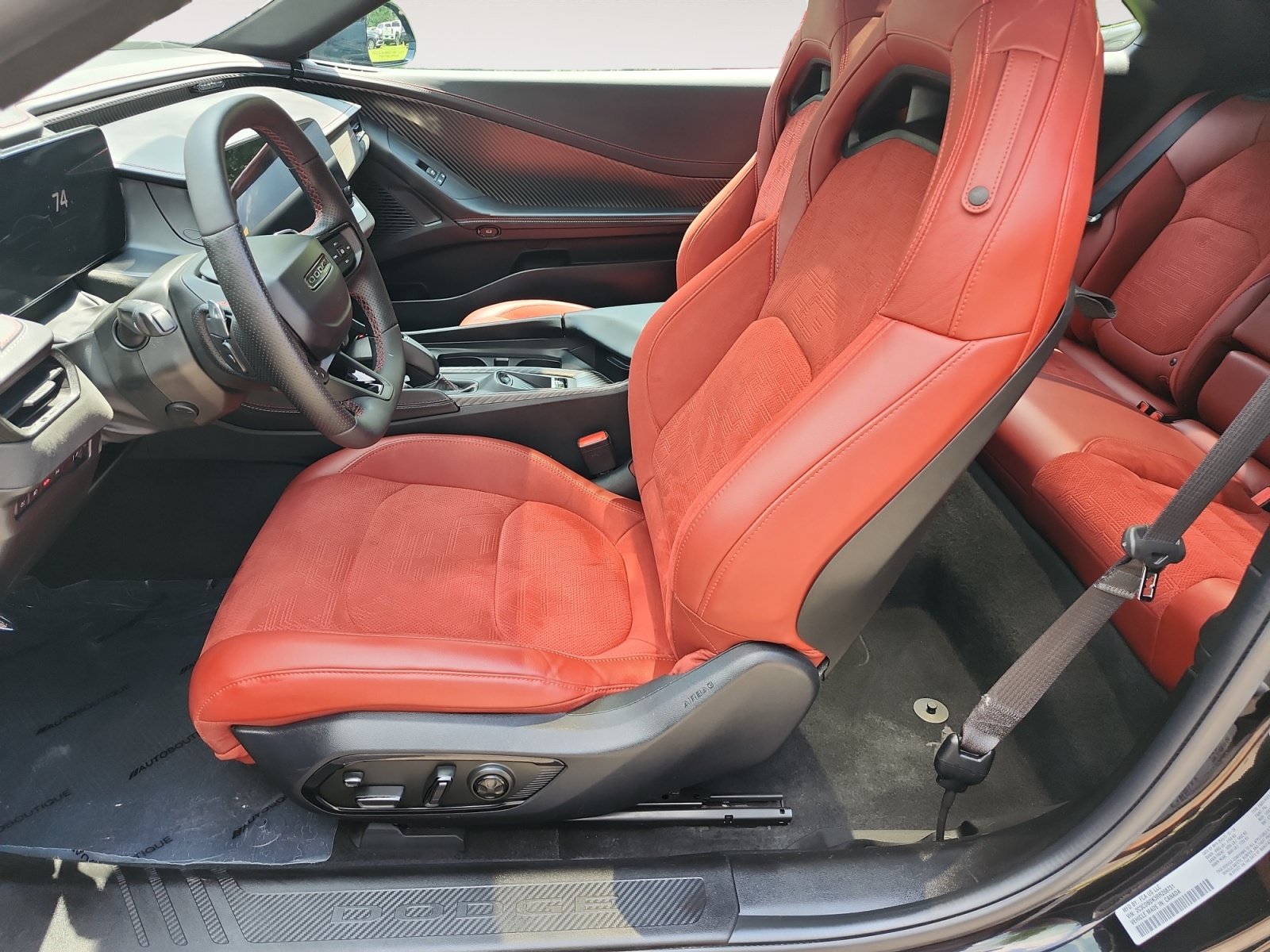Used 2024 Dodge Charger Daytona Scat Pack w/ Plus Group AWD/4WD image 10