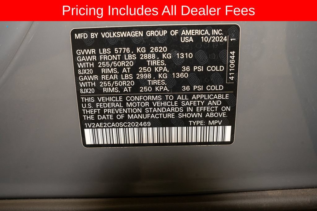 Used 2025 Volkswagen Atlas Cross Sport SEL R-Line AWD/4WD image 25