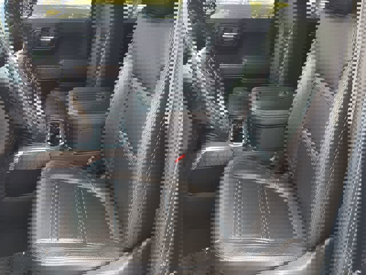 Used 2021 GMC Sierra 1500 Denali w/ Denali Ultimate Package image 17