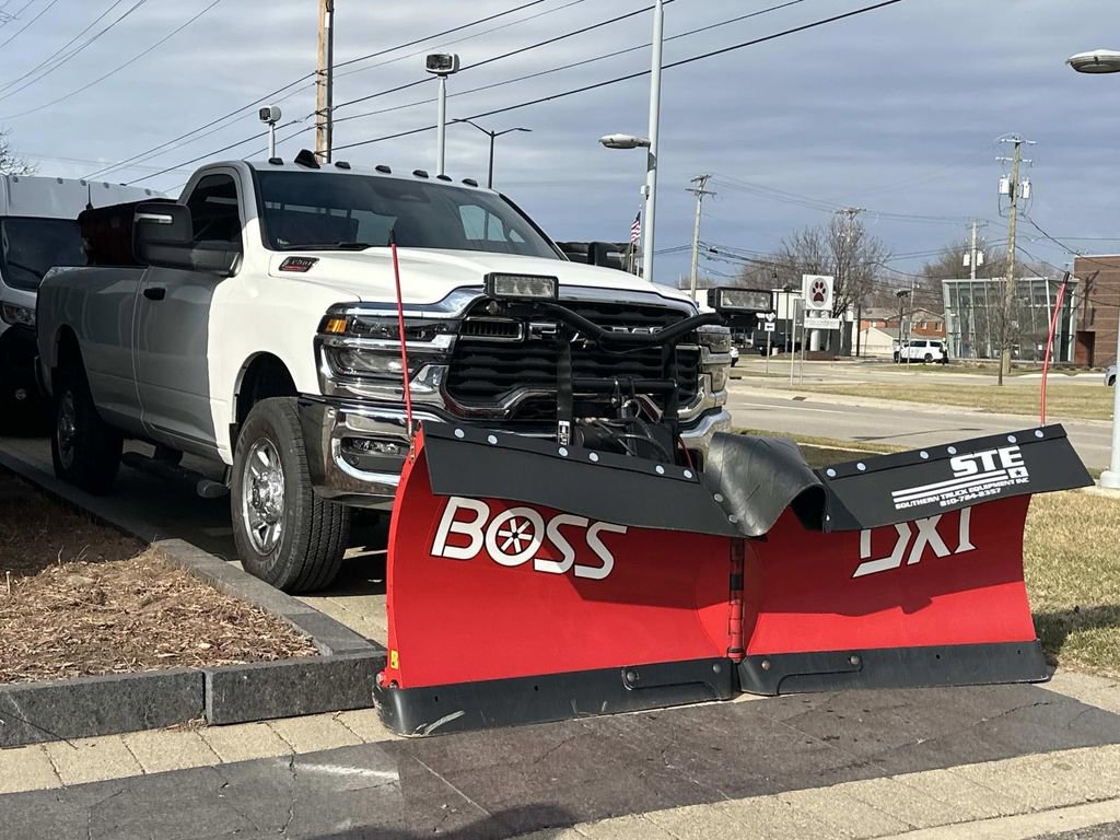 New 2026 RAM 3500 Tradesman AWD/4WD image 4