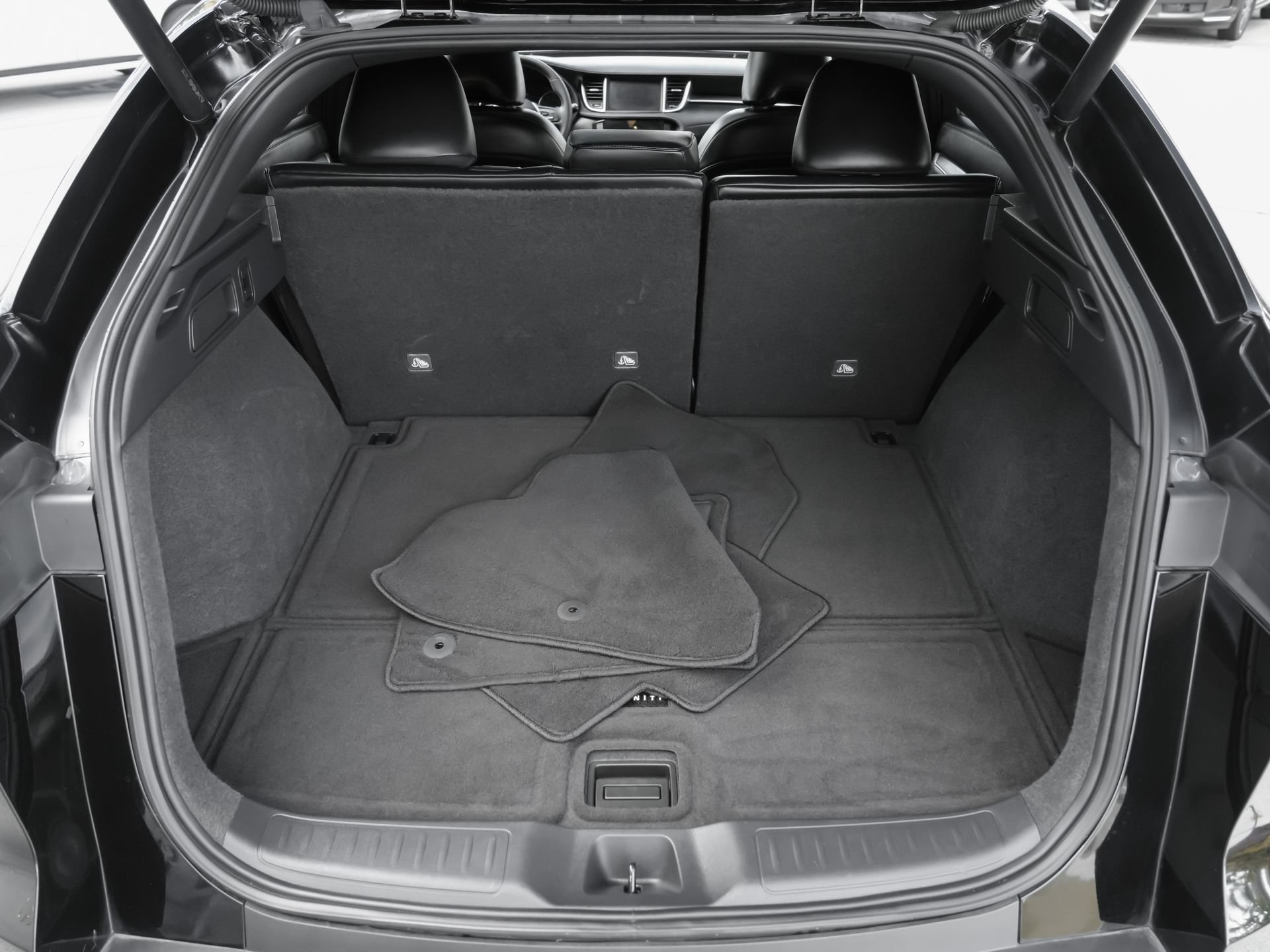 Used 2023 INFINITI QX55 Luxe w/ Cargo Package AWD/4WD image 40