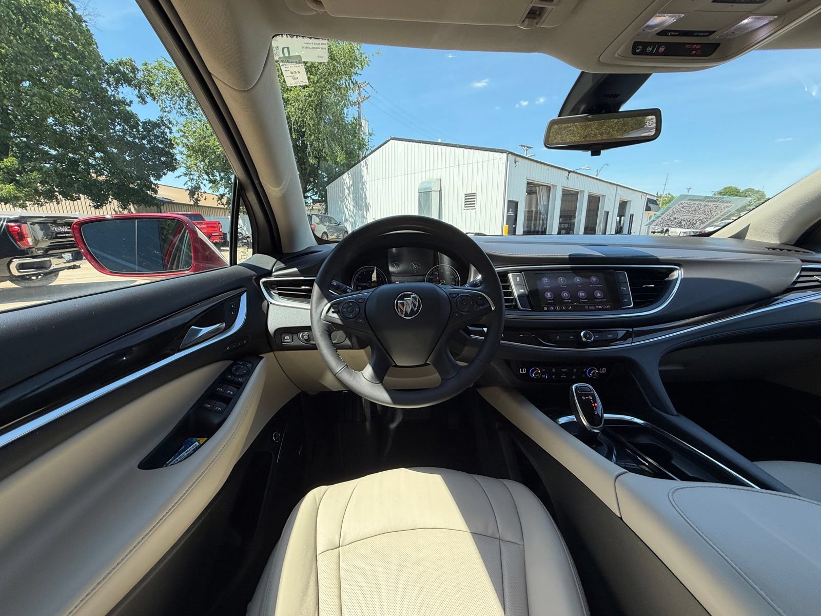 Used 2020 Buick Enclave Premium w/ Surround and Sites Package AWD/4WD image 2