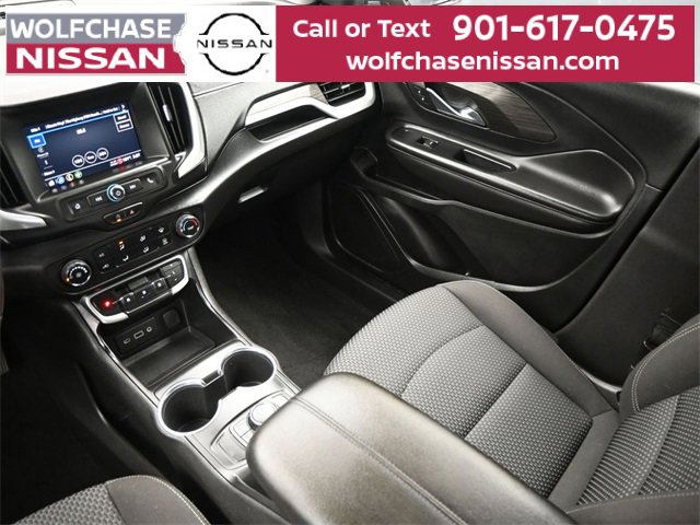 Used 2023 GMC Terrain SLE image 13