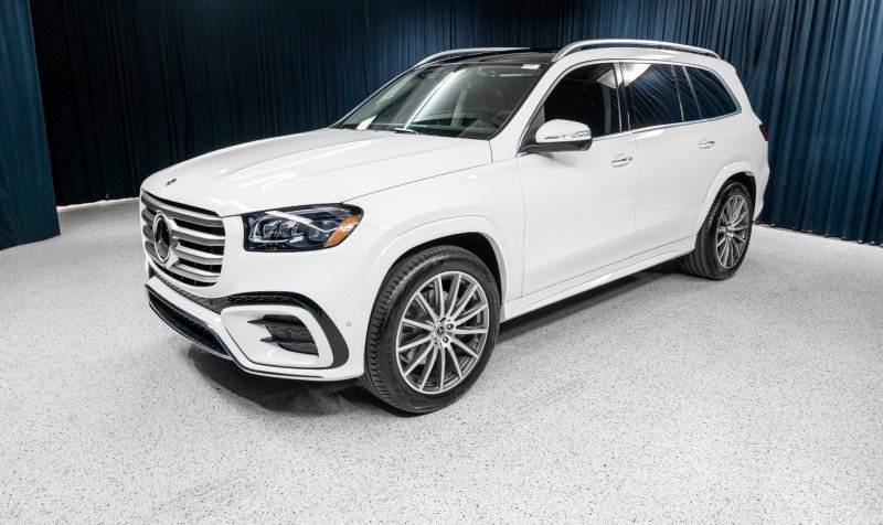 New 2026 Mercedes-Benz GLS 450 4MATIC image 1