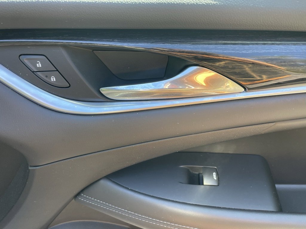Certified 2019 Buick LaCrosse Essence w/ Sights and Sounds Package image 13