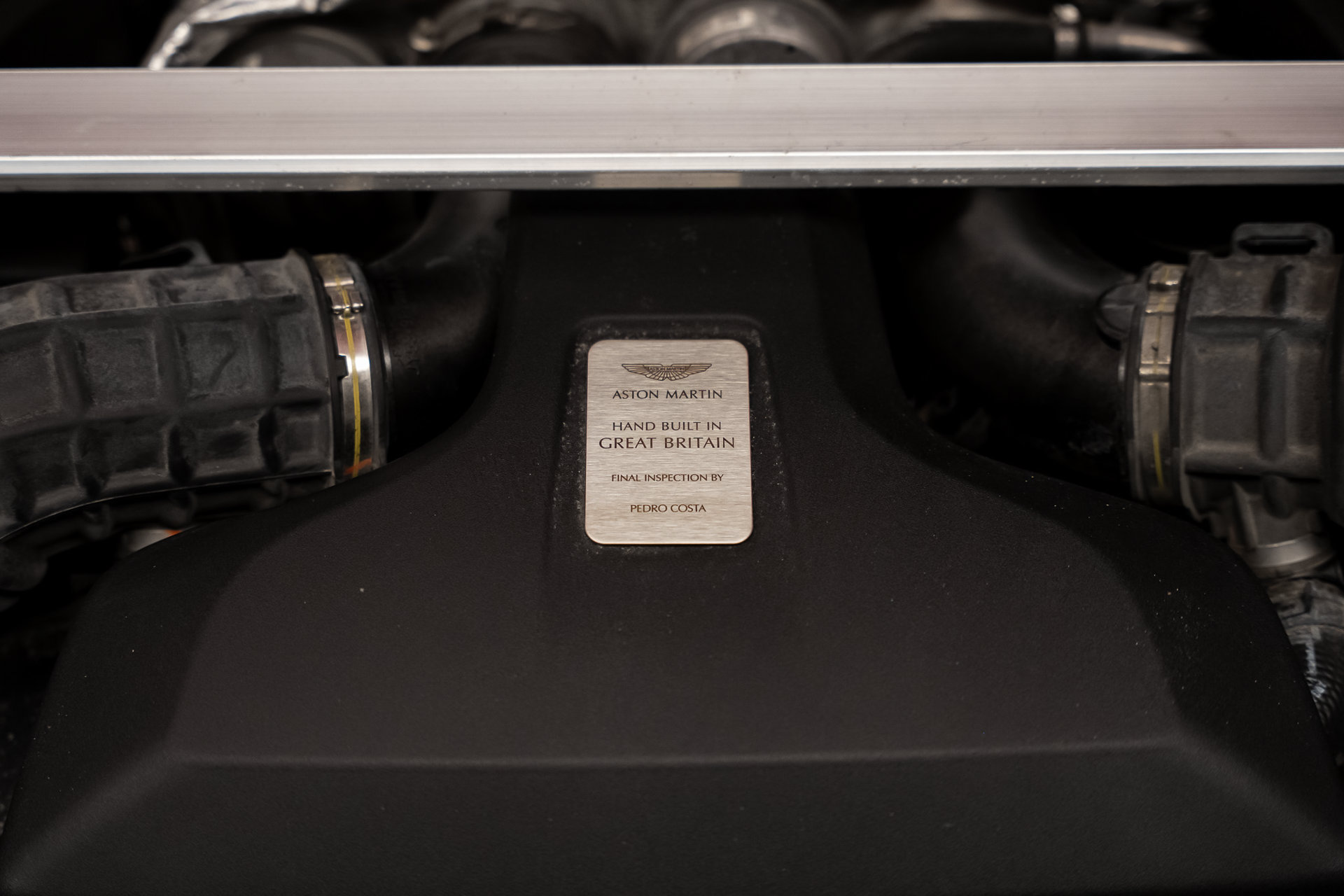 Used 2023 Aston Martin V8 Vantage Coupe RWD image 65