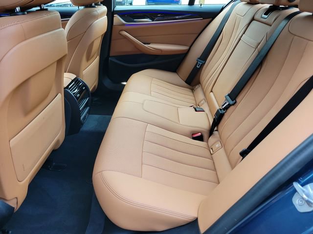 Used 2023 BMW 540i w/ M Sport Package RWD image 11