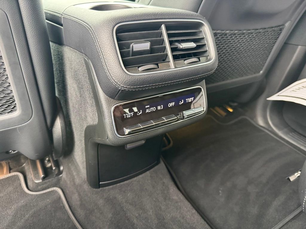 Used 2022 Mercedes-Benz GLS 450 4MATIC image 12