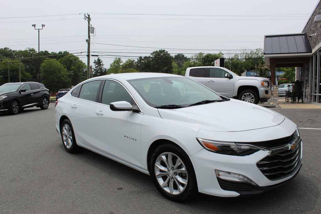 Used 2019 Chevrolet Malibu LT FWD image 3