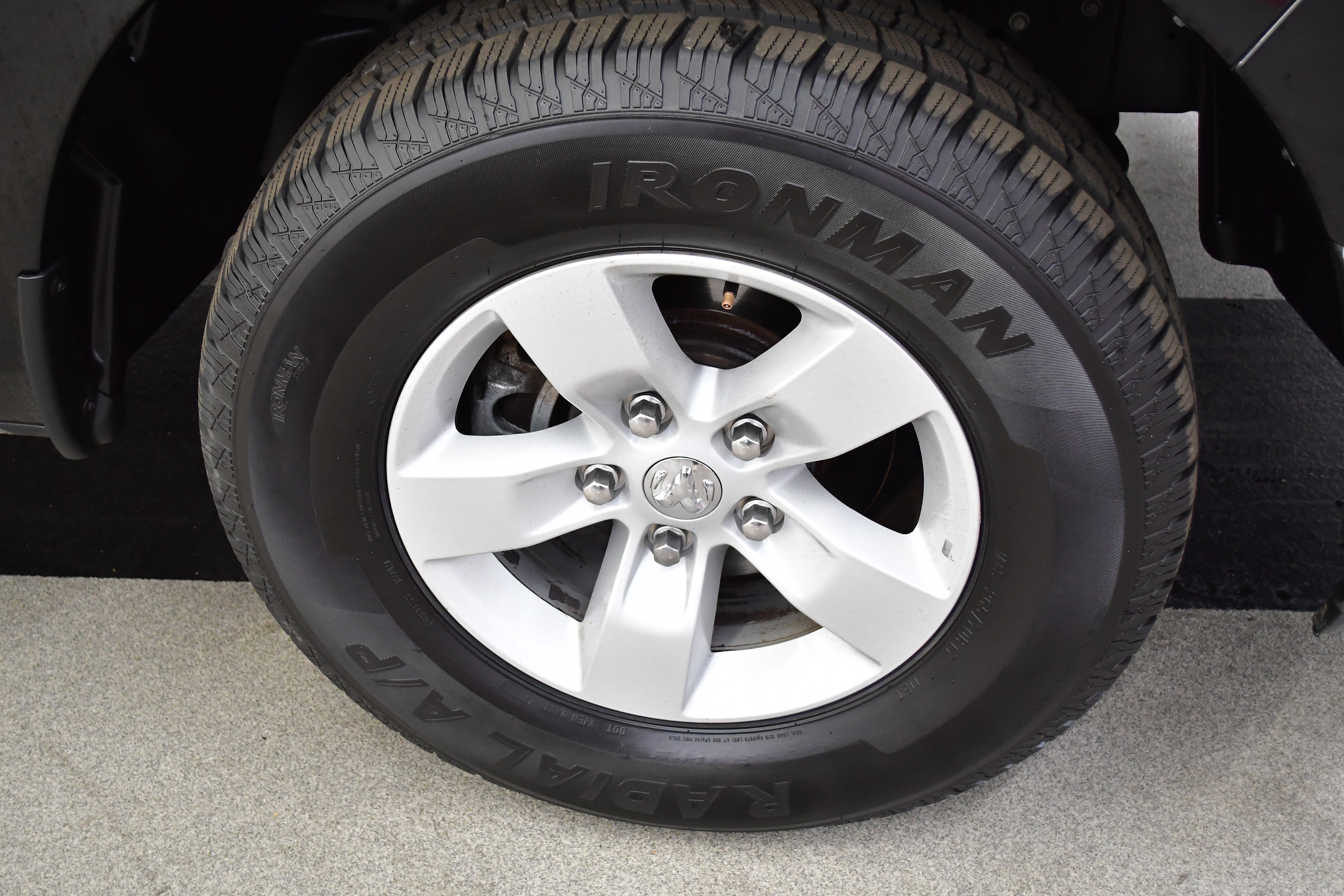 Used 2023 RAM 1500 Classic SLT w/ Trailer & Traction Group AWD/4WD image 29