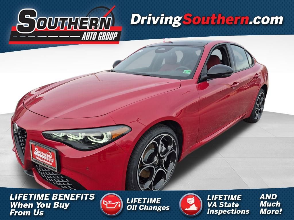 New 2025 Alfa Romeo Giulia w/ Driving Assist Package 360° Tour
