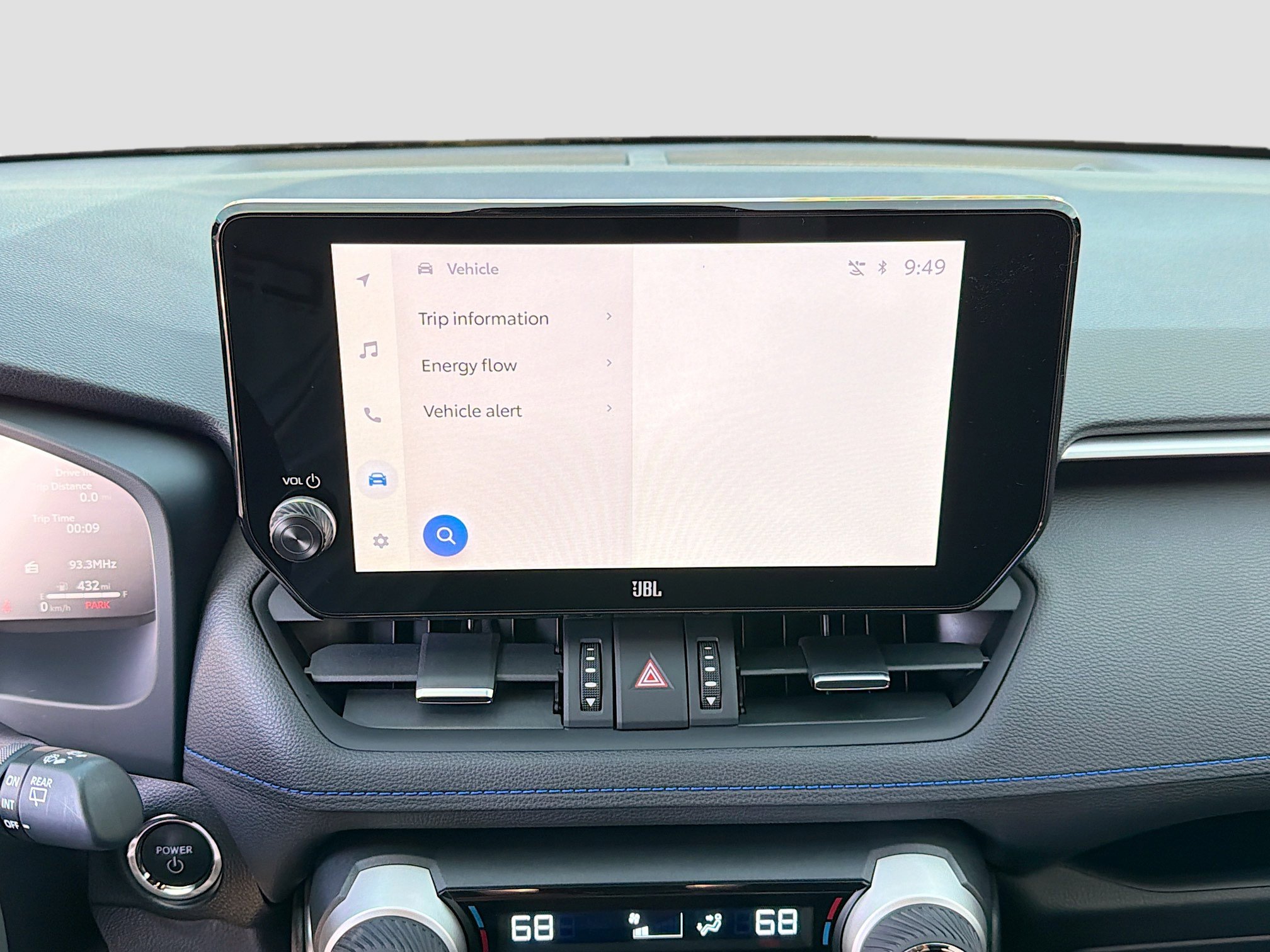 Used 2025 Toyota RAV4 XSE w/ Advanced Technology Package image 29