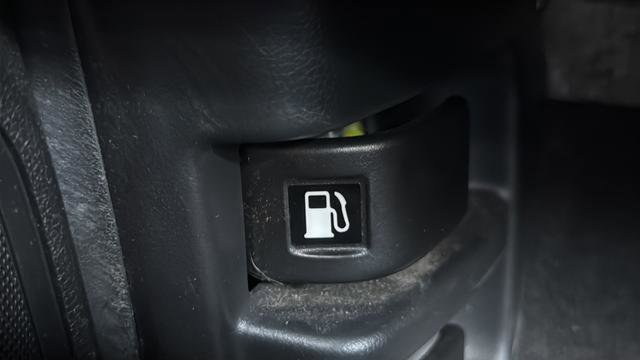 Used 2017 Honda Fit LX image 25