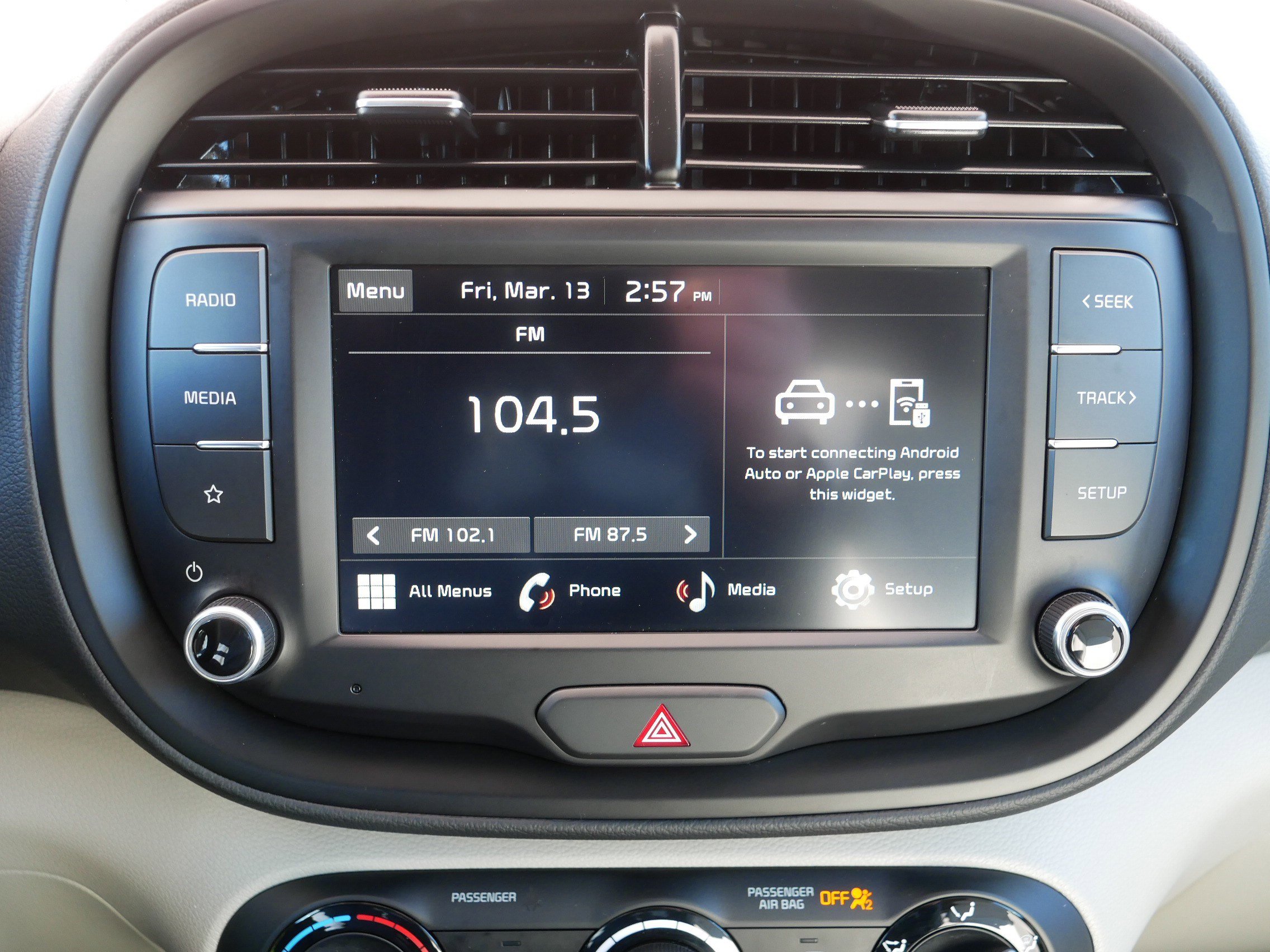 Certified 2025 Kia Soul S image 22