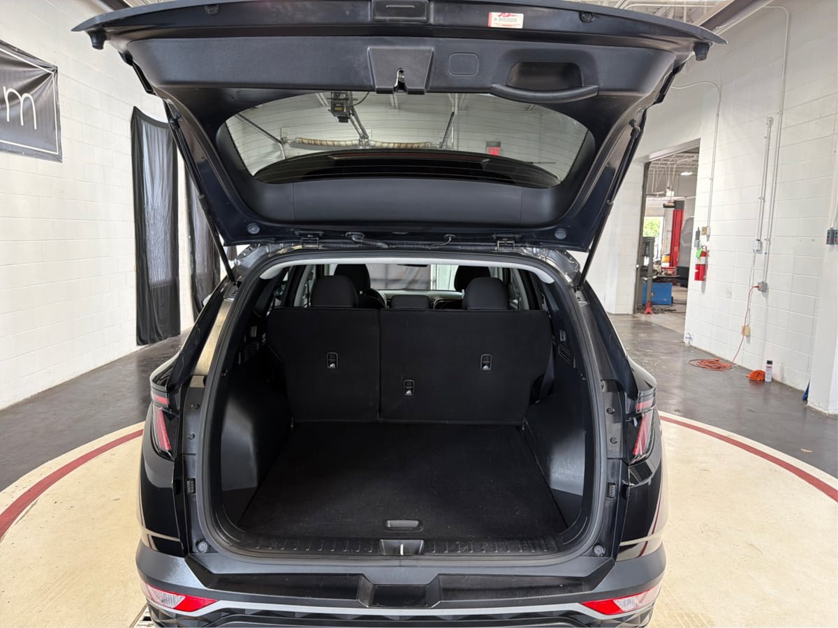 Used 2022 Hyundai Tucson SEL w/ Cargo Package FWD image 12