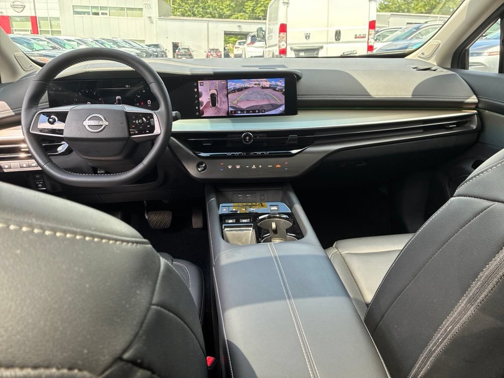 Certified 2025 Nissan Murano SL w/ Cargo Package AWD/4WD image 28