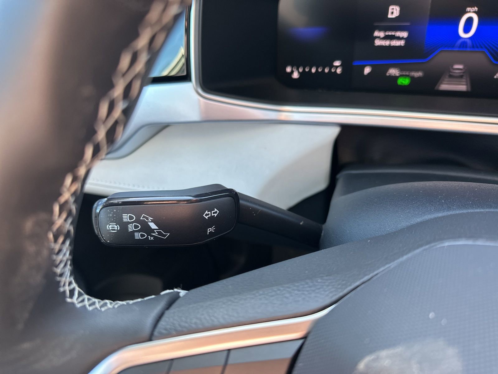 New 2026 Volkswagen Taos SE image 35