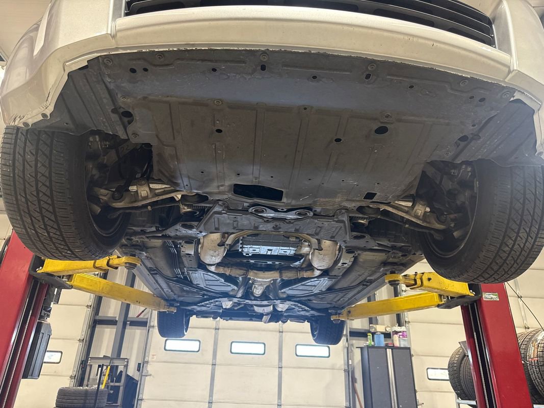 Used 2004 Nissan 350Z Enthusiast w/ Side Airbags Pkg image 10