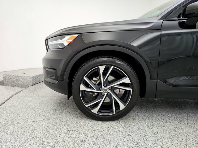 Used 2019 Volvo XC40 T5 R-Design AWD/4WD image 30