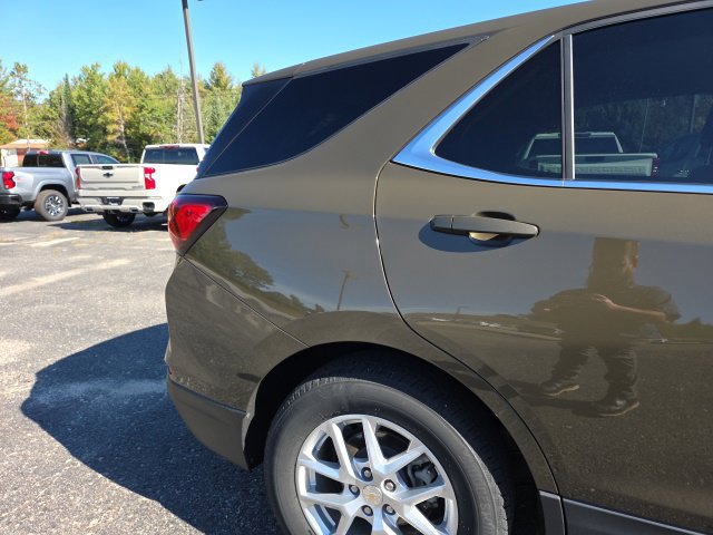 Used 2024 Chevrolet Equinox LT w/ LPO, Floor Liner Package AWD/4WD image 31