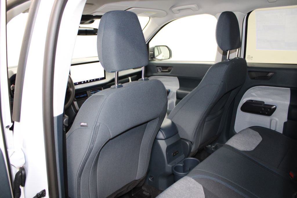 New 2026 Ford Maverick XLT image 22