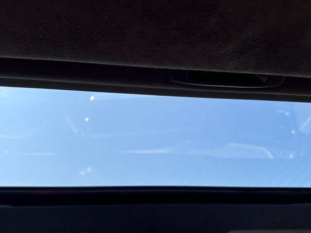 Used 2024 GMC Sierra 3500 Denali Ultimate image 12