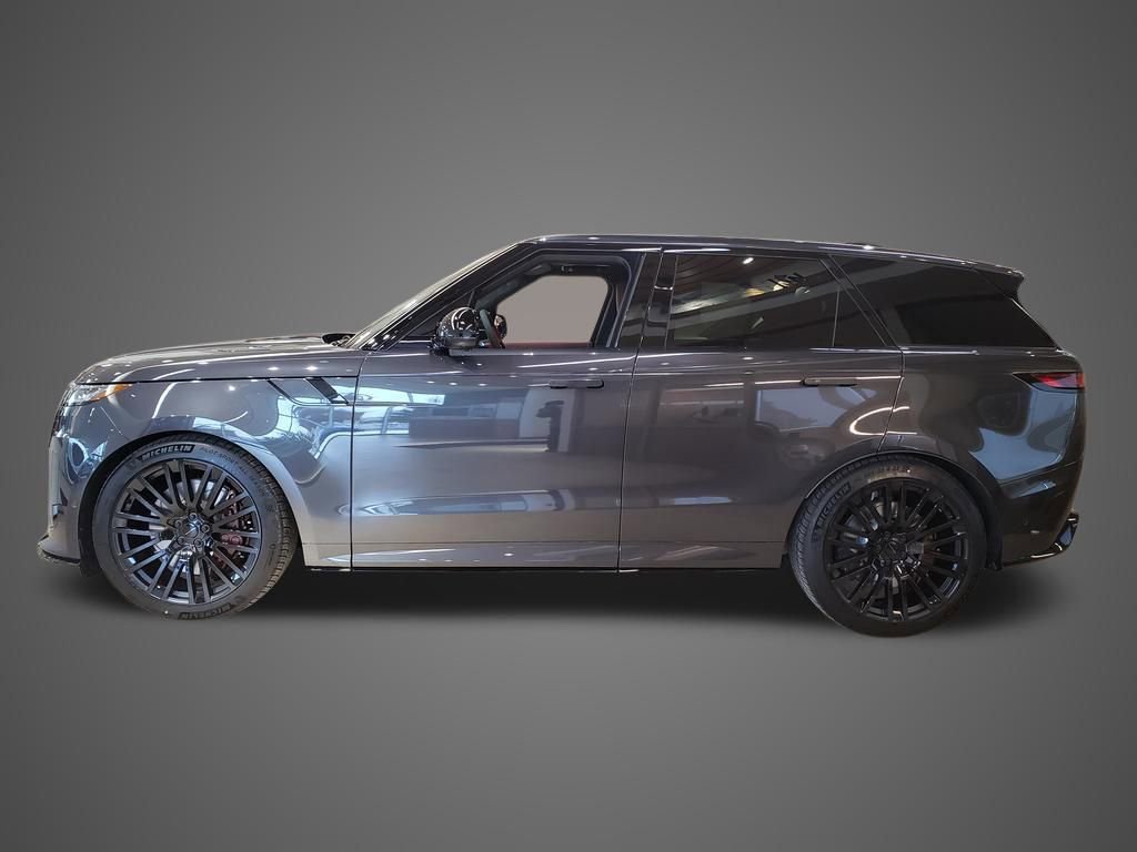New 2026 Land Rover Range Rover Sport SV image 2