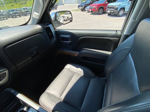 Used 2017 Chevrolet Silverado 1500 LTZ w/ Sport Package AWD/4WD image 26