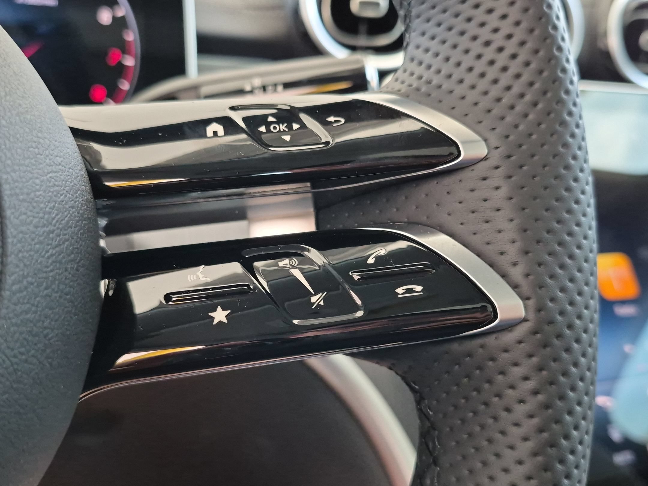 New 2026 Mercedes-Benz C 300 Sedan image 20