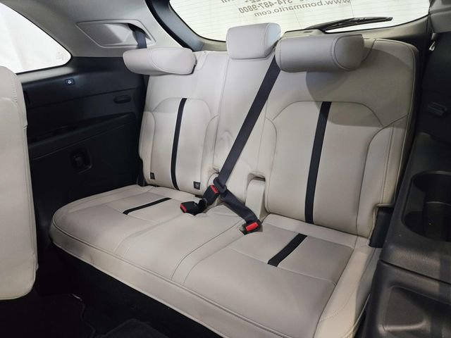 Certified 2025 MAZDA CX-90 3.3 Turbo w/ Preferred Package image 11